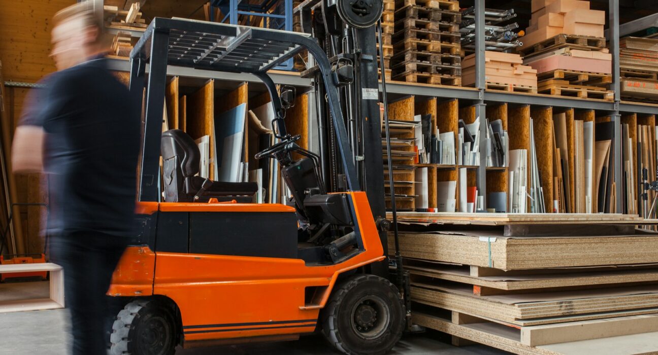 yellow and black fork lift